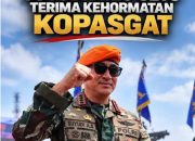 KAPOLRI SUYUDI ARIO SETO TERIMA KEHORMATAN KOPASGAT